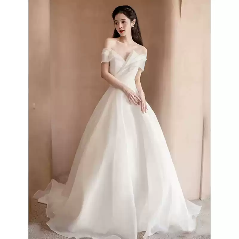 Light wedding 8 dress bride 2025 new fat MM one-shoulder tube top small dress high-end outdoor travel shooting outing veil