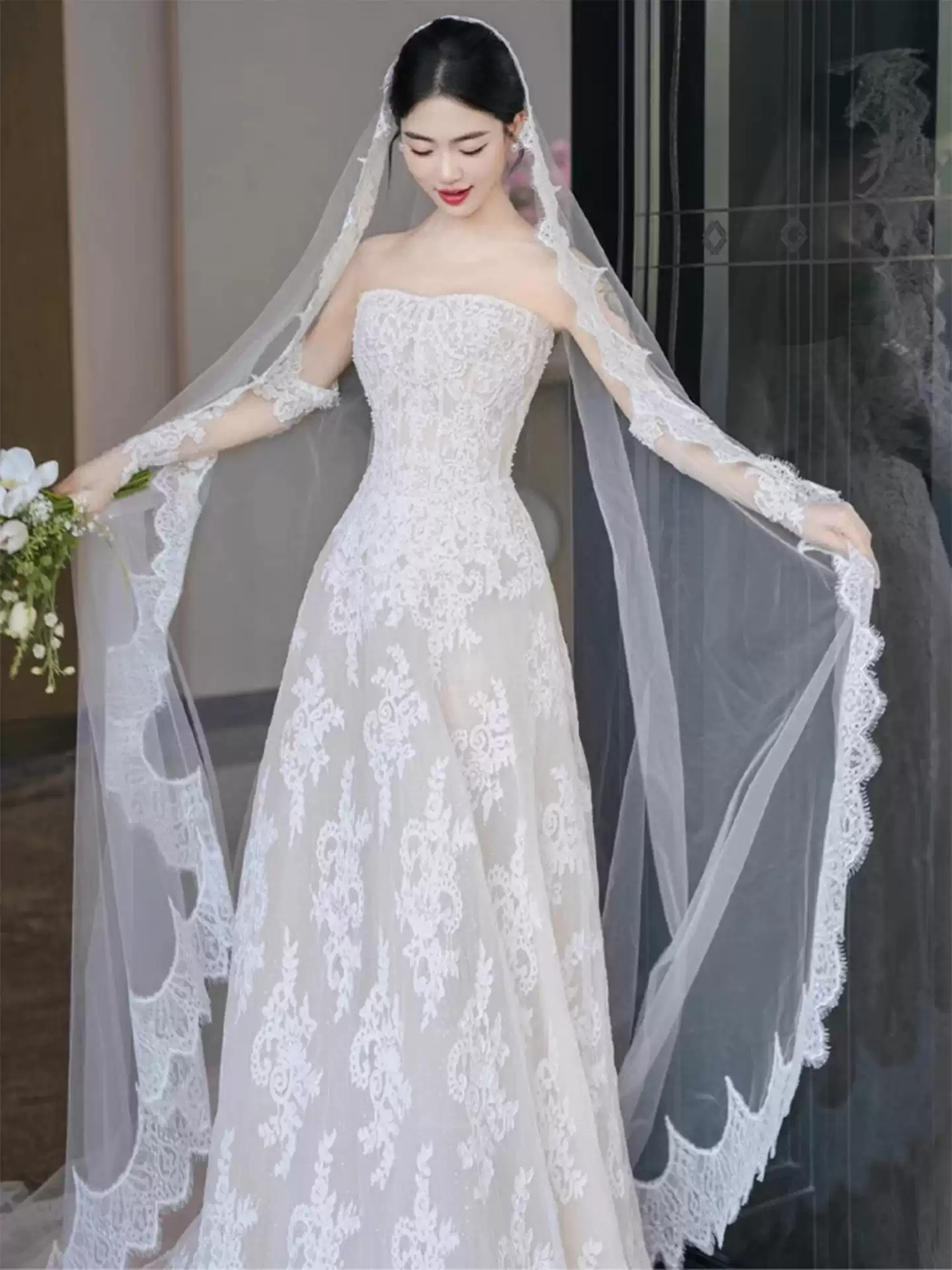 Light wedding 15 dress 2025 new style tube top French style simple small tail high-quality texture bridal light tulle out