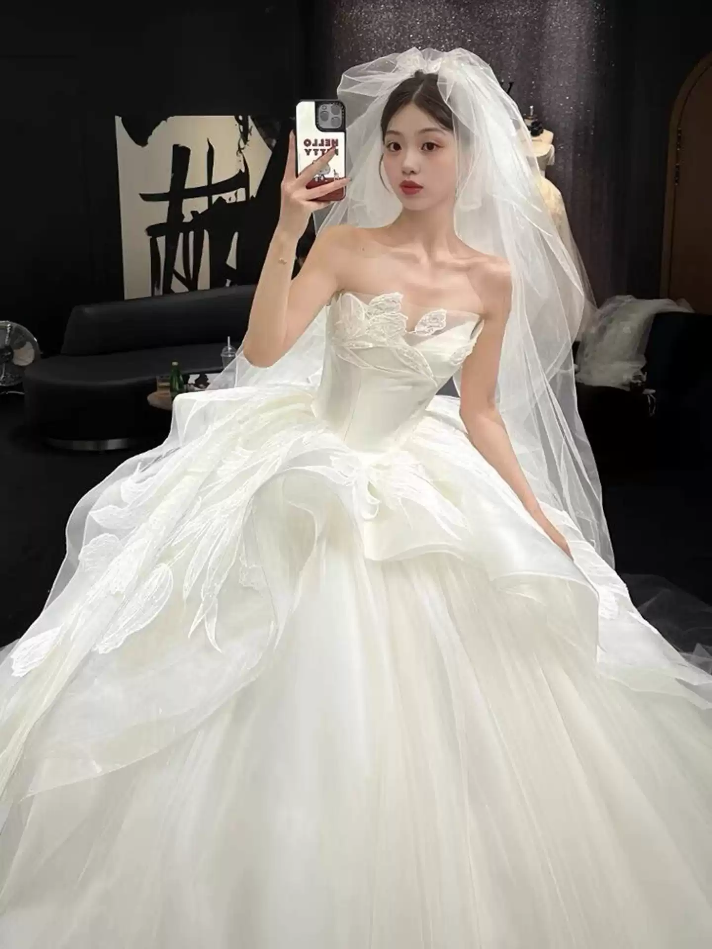 Light luxury 42 tube top wedding dress bride 2025 new main yarn high-end texture French style small simple atmosphere out yarn