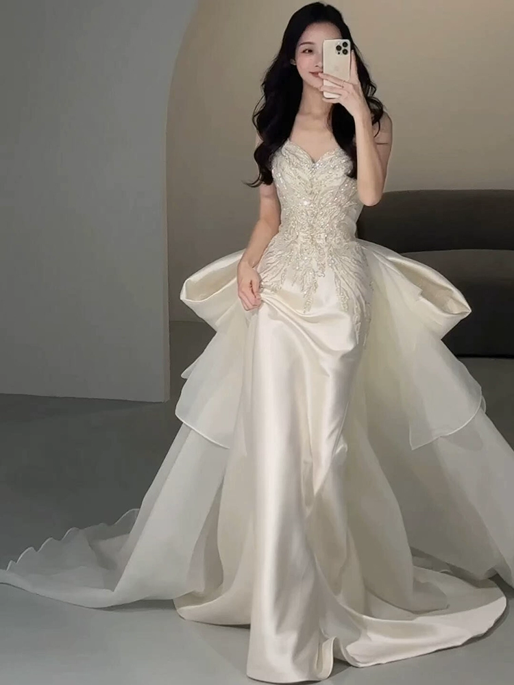 Satin light 61 wedding dress 2025 new engagement dress heavy work tube top out gauze fishtail morning gown female bride toast dress