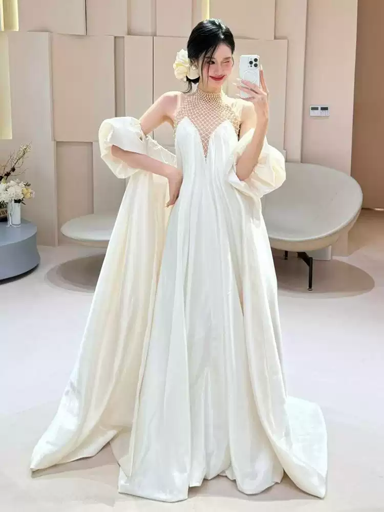 French 73 halter neck light wedding dress high-end satin out of the veil niche super fairy morning gown female bride get a certificate engagement dress