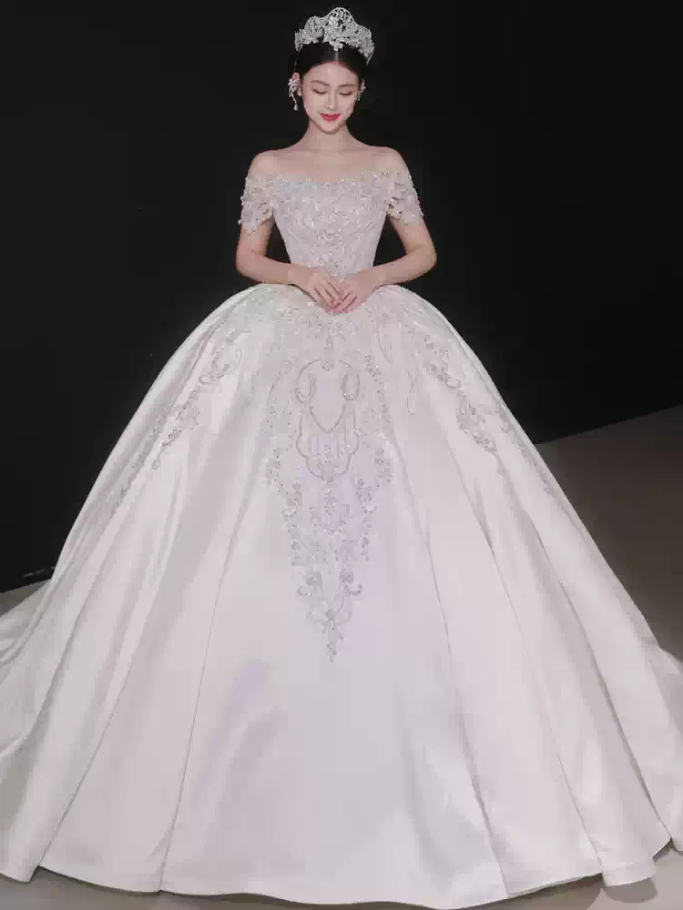One-shoulder 80 wedding dress for brides 2025 new French heavy-duty palace-style princess dress for petite girls with a trailing main dress