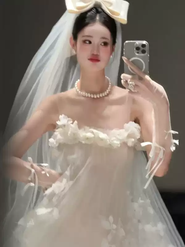 French 84 travel photography light wedding dress forest style super fairy dream dress petite bride beautiful morning robe to welcome the guests out of the veil woman
