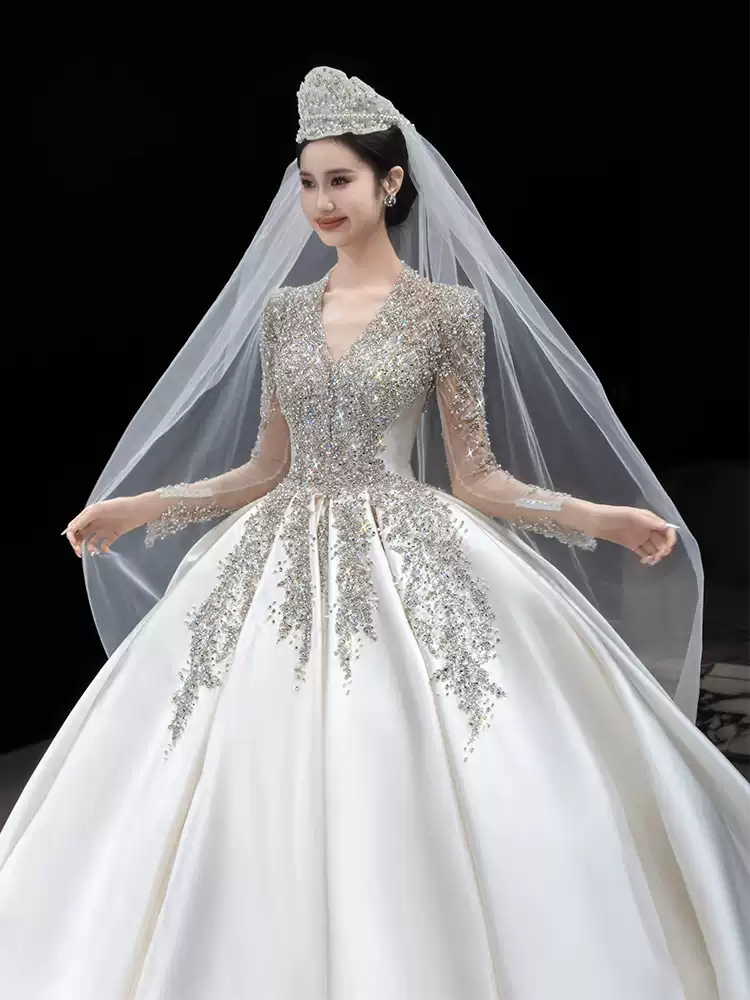 Satin main 93 wedding dress bride 2025 new long sleeve v-neck petite high-end heavy-duty gown retro light