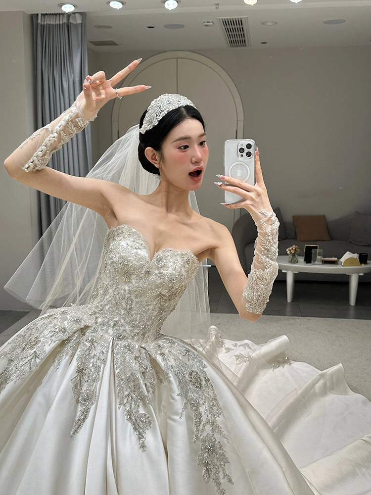 Strapless 109 wedding dress, 2025 new style, French style bridal gown, petite, heavy-duty high-grade satin, light vintage feel.