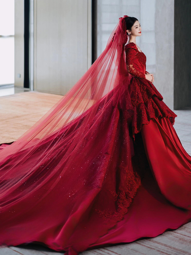 French-style 138 wedding dress, new 2025 style, high-quality main dress, princess-style dress for petite and plus sizes, train dress for brides.