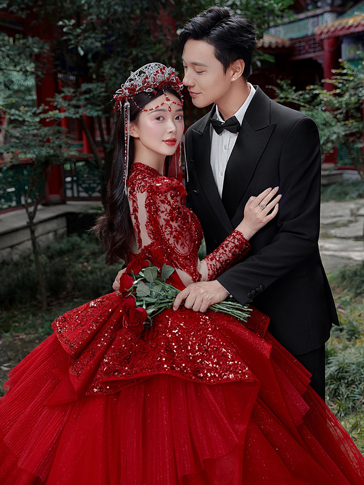 Strapless 140 satin heavy-duty wedding dress for women, 2025 new style, light luxury, niche, runaway princess haute couture French style main wedding dress