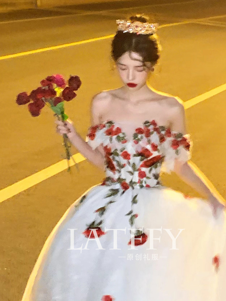 Rose-themed 176 engagement evening gown, women's coming-of-age ceremony emcee, art exam solo, birthday princess dress, bridal gown.